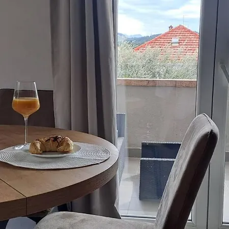 New Apartmant For 5 *